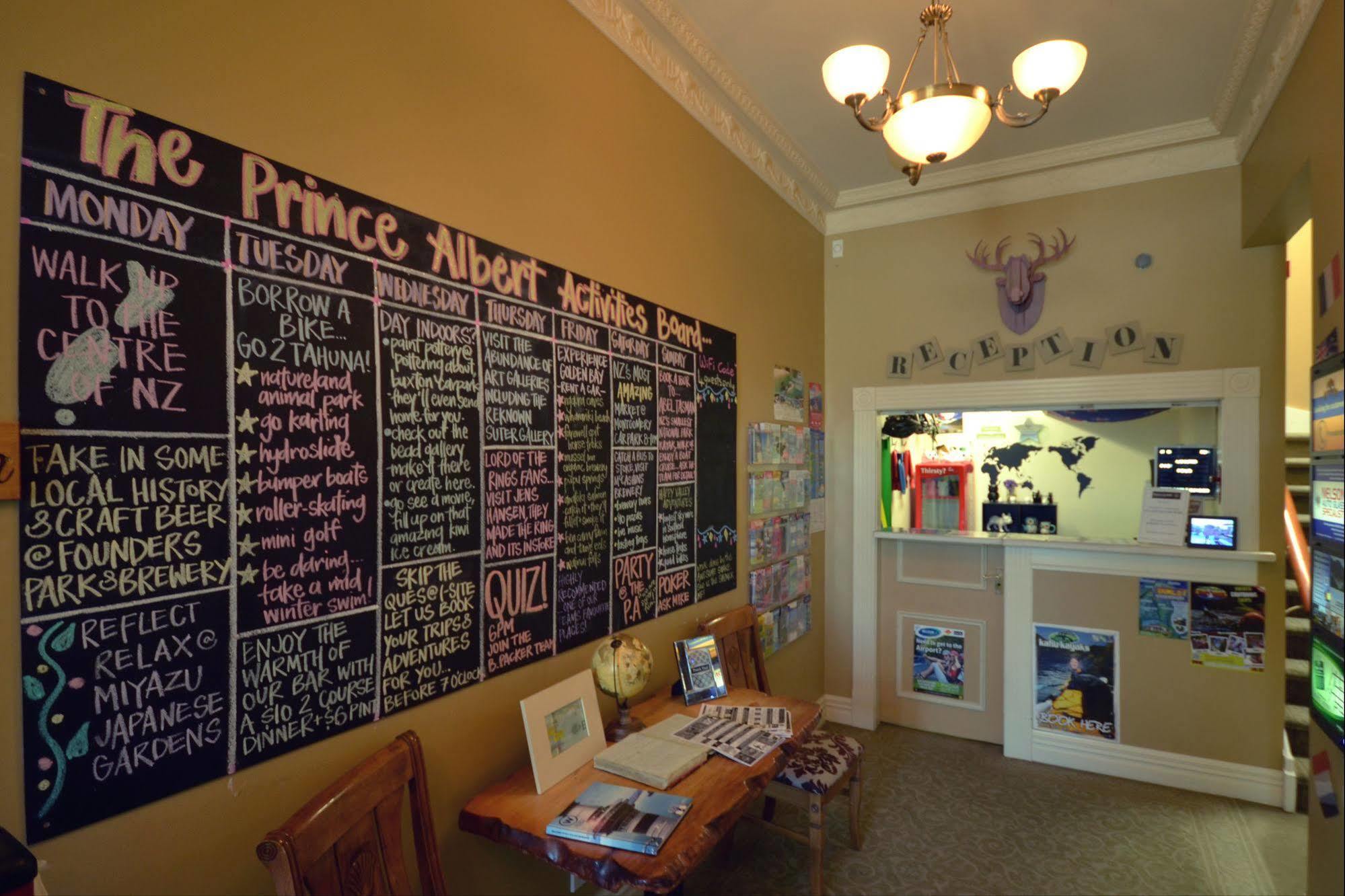 The Prince Albert Backpackers & Bar Nelson Eksteriør bilde