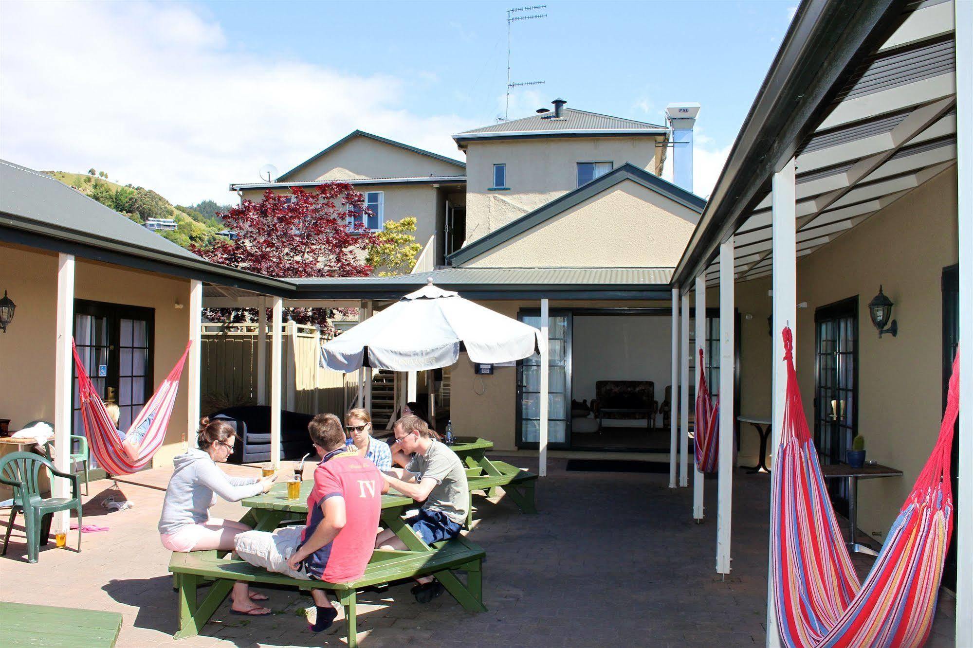 The Prince Albert Backpackers & Bar Nelson Eksteriør bilde